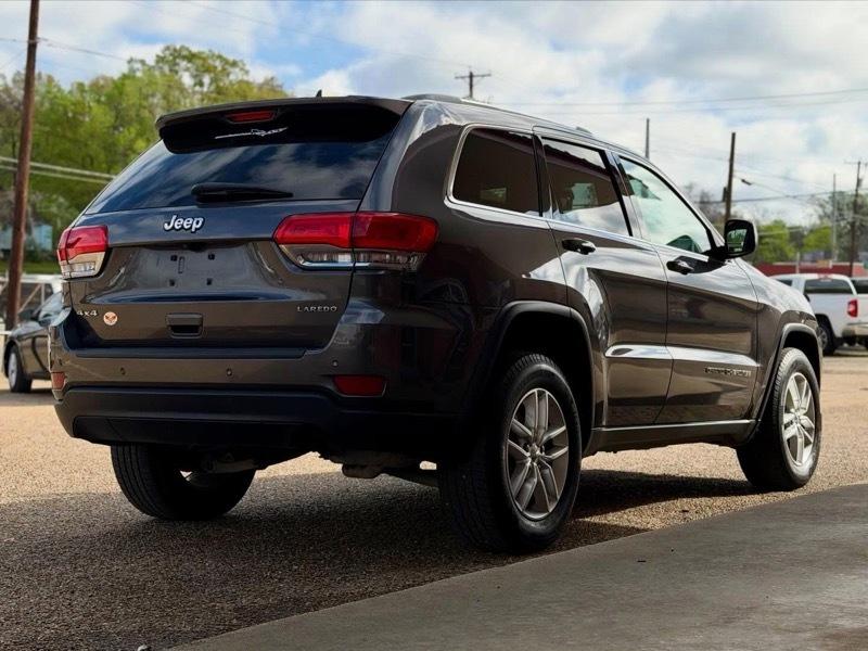 Jeep Grand Cherokee Laredo 4WD 2017