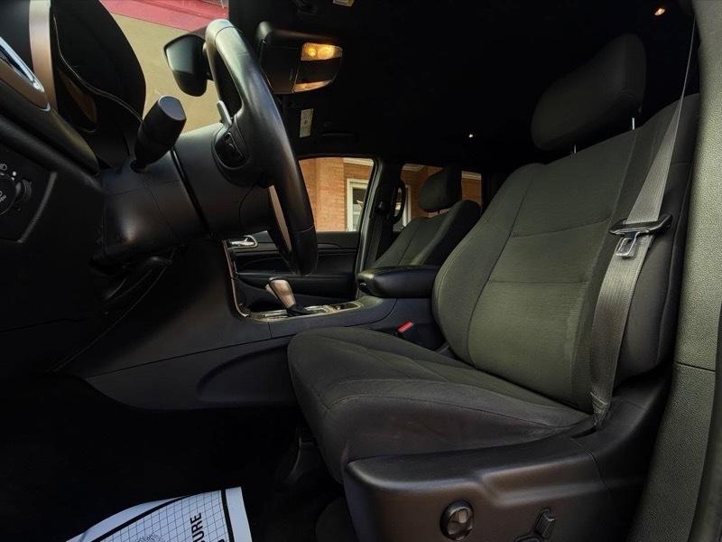 Jeep Grand Cherokee Laredo 4WD 2017