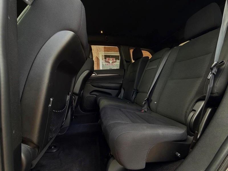 Jeep Grand Cherokee Laredo 4WD 2017