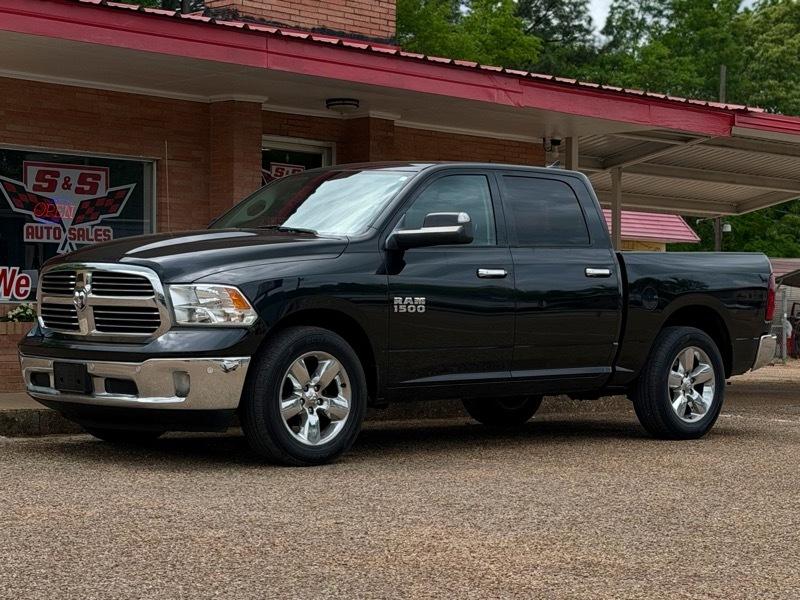 RAM 1500 SLT Crew Cab SWB 2WD 2017