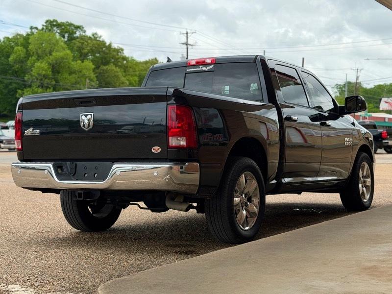RAM 1500 SLT Crew Cab SWB 2WD 2017