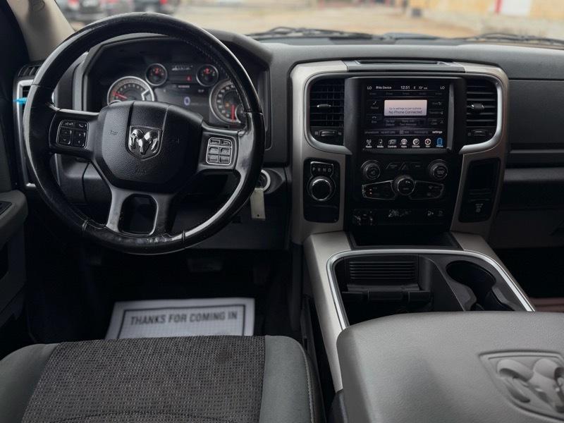 RAM 1500 SLT Crew Cab SWB 2WD 2017