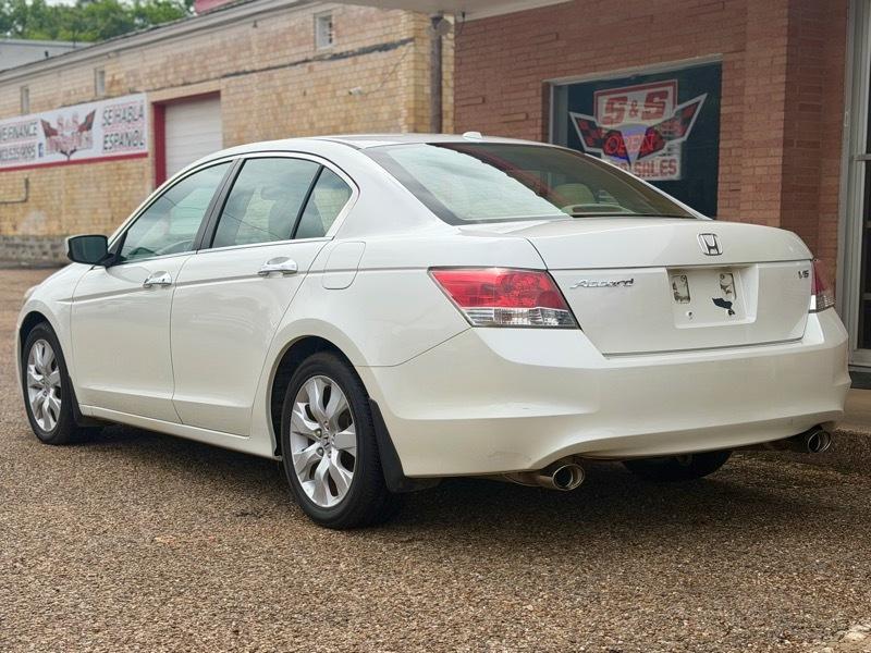 Honda Accord EX-L V-6 Sedan AT 2010