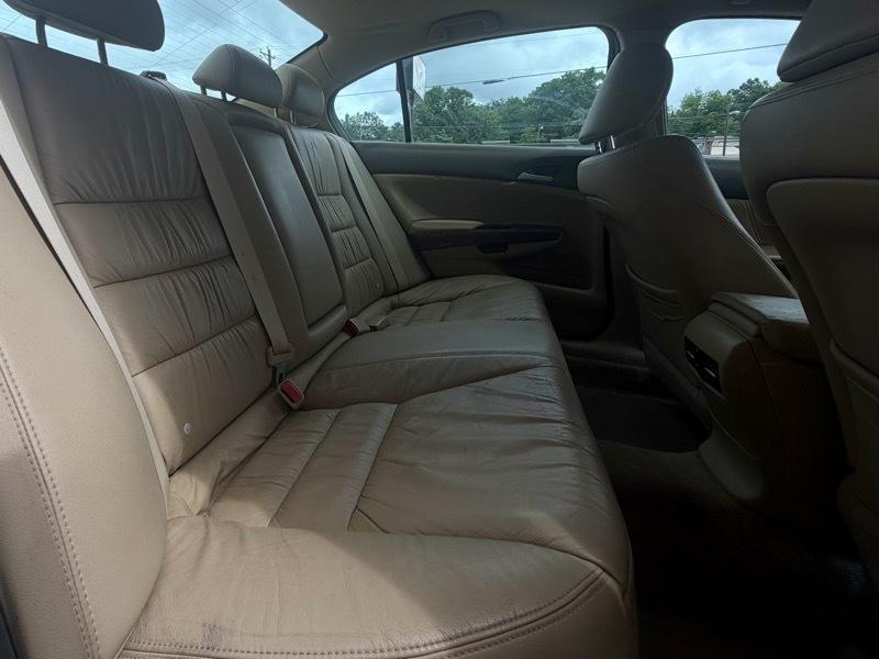 Honda Accord EX-L V-6 Sedan AT 2010
