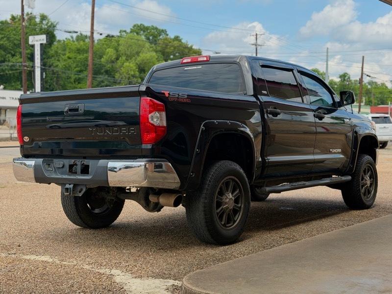 Toyota Tundra SR5 5.7L V8 CrewMax 2WD 2015