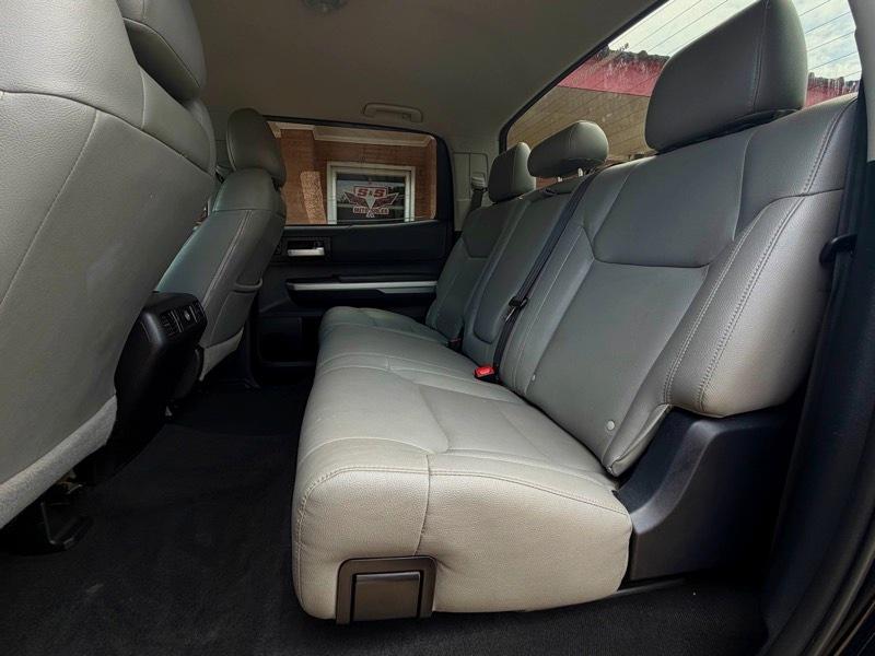 Toyota Tundra SR5 5.7L V8 CrewMax 2WD 2015