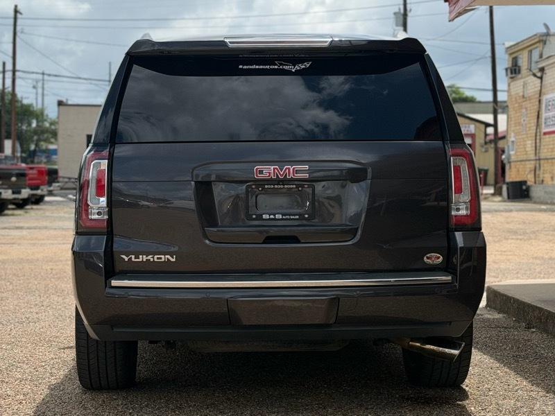 GMC Yukon SLT 4WD 2015