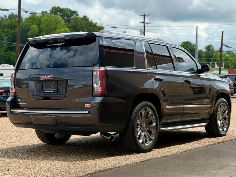 GMC Yukon SLT 4WD 2015