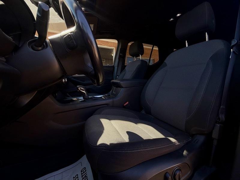 Chevrolet Traverse LT Cloth FWD 2022
