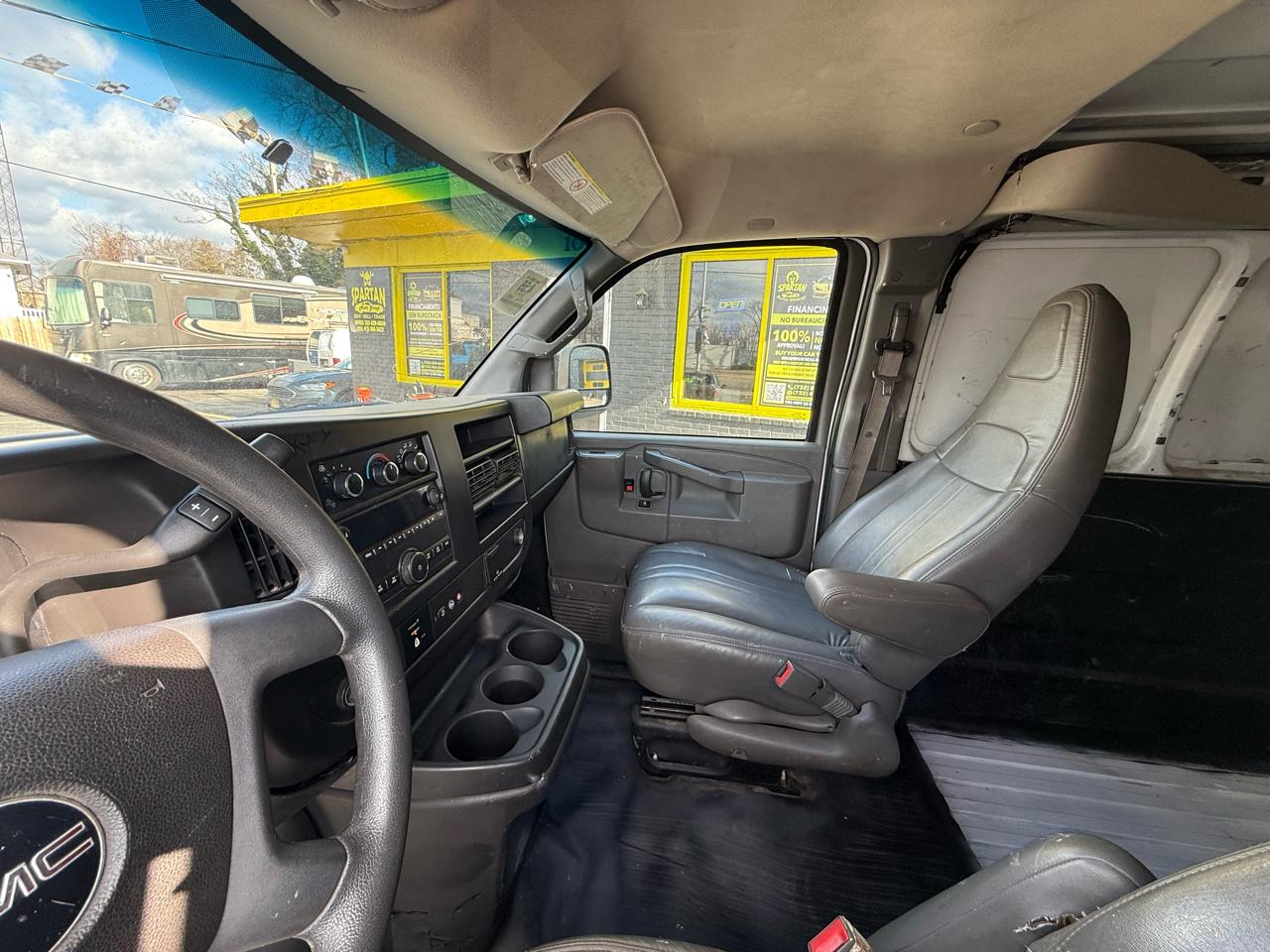 GMC Savana G2500 Cargo 2017