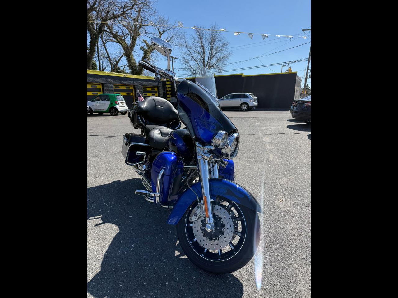 Harley-Davidson FLHTCUSE  2011