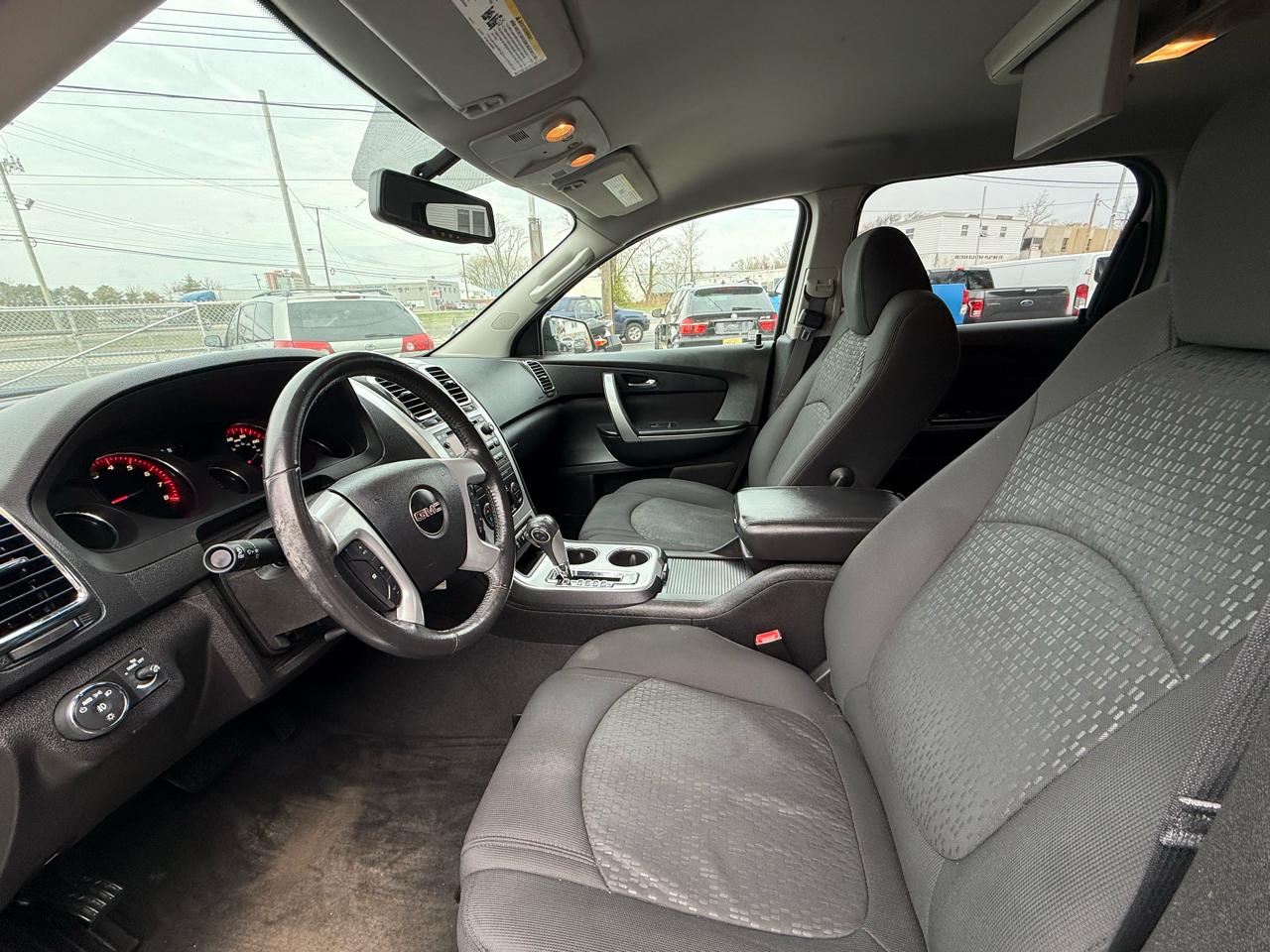 GMC Acadia SLE-2 FWD 2012