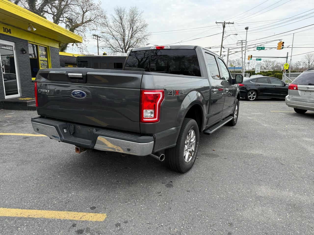 Ford F-150 Lariat SuperCrew 6.5-ft. Bed 4WD 2017