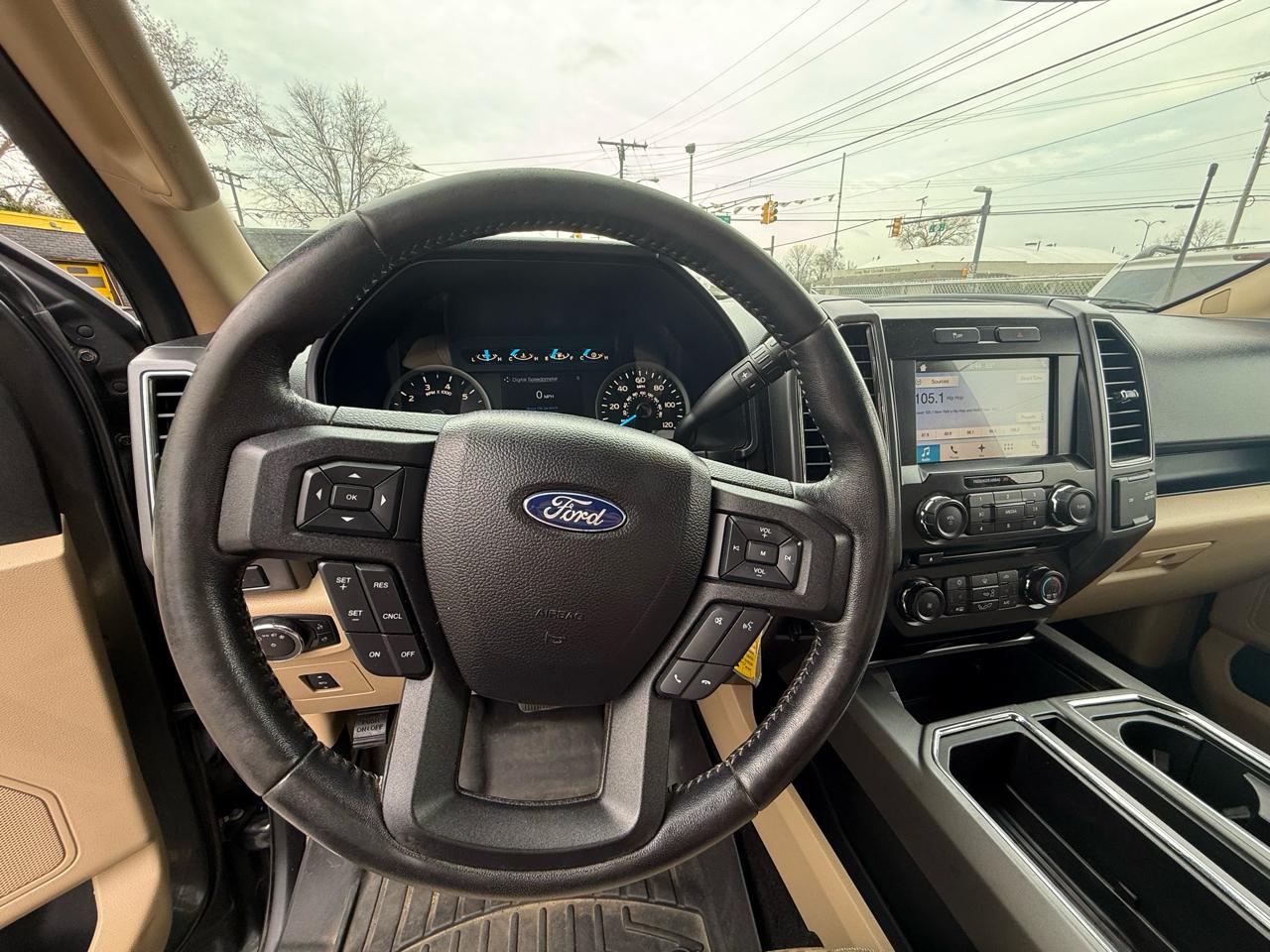 Ford F-150 Lariat SuperCrew 6.5-ft. Bed 4WD 2017