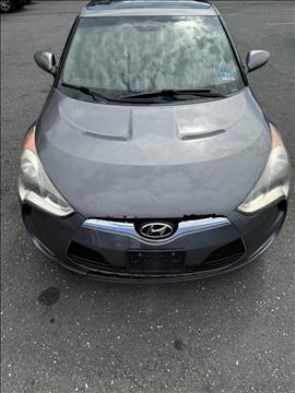2013 Hyundai Veloster Base