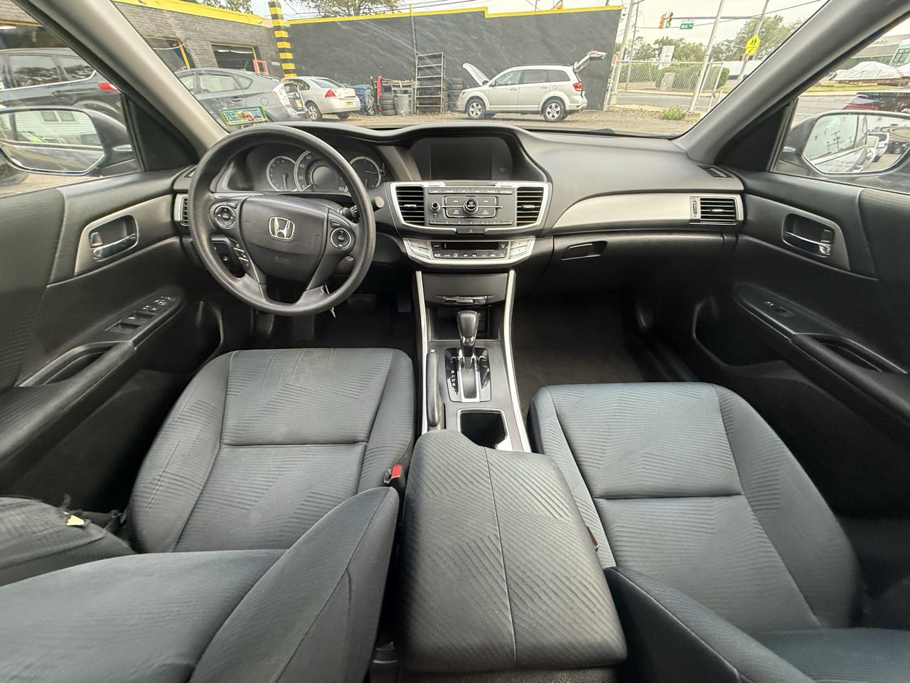 Honda Accord LX Sedan CVT 2014