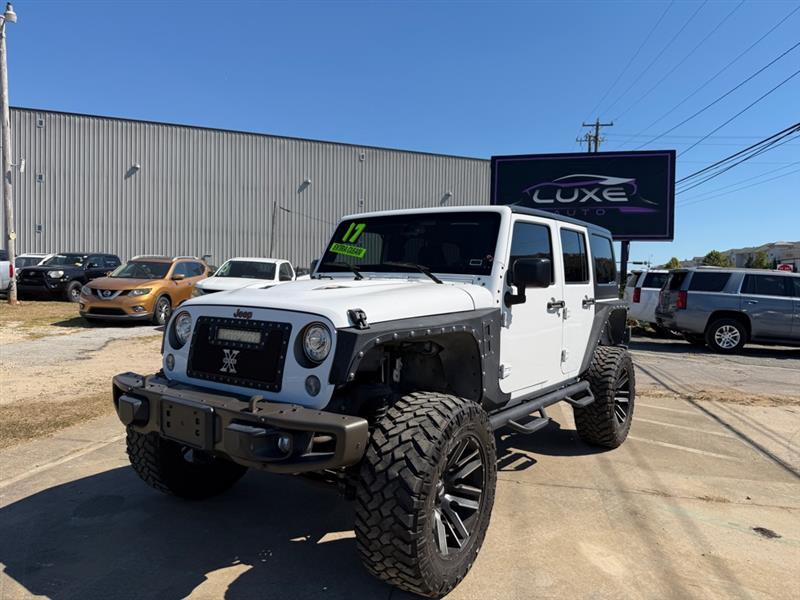 2017 Jeep Wrangler Unlimited Sahara 4WD