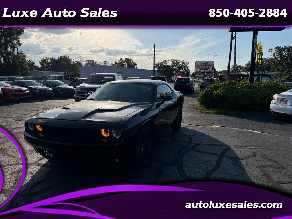 2017 Dodge Challenger SXT Plus Coupe