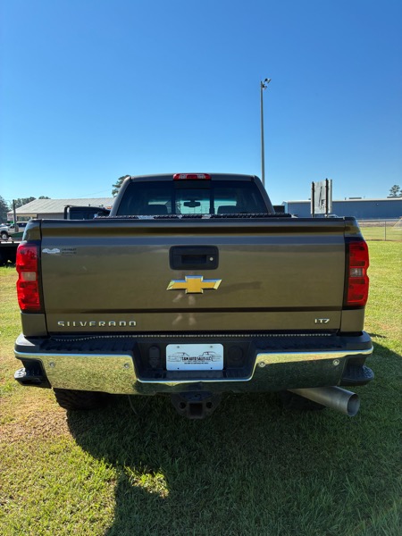 Chevrolet Silverado 2500HD LTZ Crew Cab Long Box 4WD 2015 Chevrolet Silverado 2500HD LTZ Crew Cab Long Box 4WD 2015