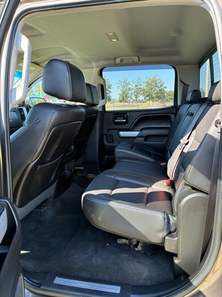 Chevrolet Silverado 2500HD LTZ Crew Cab Long Box 4WD 2015 Chevrolet Silverado 2500HD LTZ Crew Cab Long Box 4WD 2015