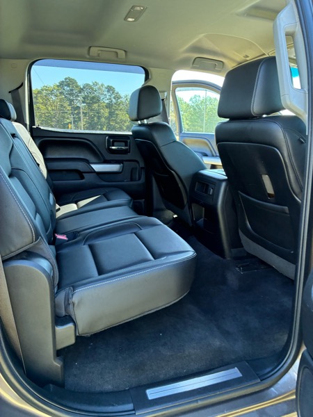 Chevrolet Silverado 2500HD LTZ Crew Cab Long Box 4WD 2015 Chevrolet Silverado 2500HD LTZ Crew Cab Long Box 4WD 2015