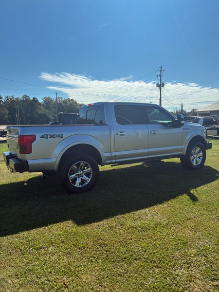 Ford F-150 Platinum SuperCrew 6.5-ft. Bed 4WD 2020 Ford F-150 Platinum SuperCrew 6.5-ft. Bed 4WD 2020