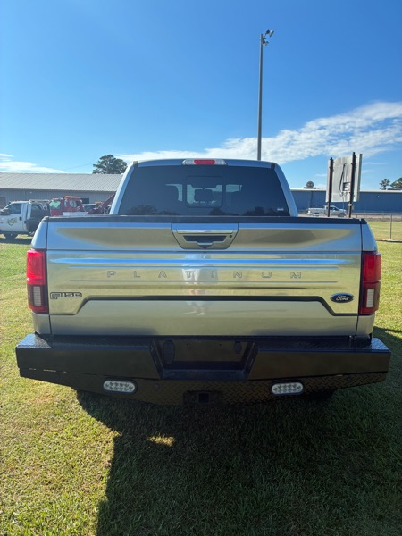 Ford F-150 Platinum SuperCrew 6.5-ft. Bed 4WD 2020 Ford F-150 Platinum SuperCrew 6.5-ft. Bed 4WD 2020