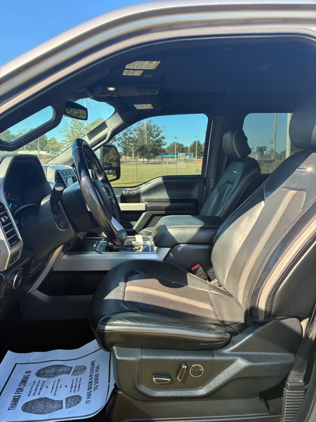 Ford F-150 Platinum SuperCrew 6.5-ft. Bed 4WD 2020 Ford F-150 Platinum SuperCrew 6.5-ft. Bed 4WD 2020