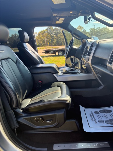 Ford F-150 Platinum SuperCrew 6.5-ft. Bed 4WD 2020 Ford F-150 Platinum SuperCrew 6.5-ft. Bed 4WD 2020