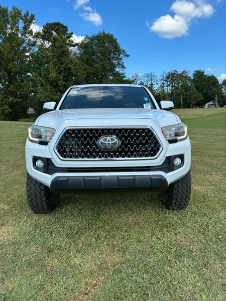 Toyota Tacoma SR5 Double Cab Long Bed V6 6AT 4WD 2018 Toyota Tacoma SR5 Double Cab Long Bed V6 6AT 4WD 2018