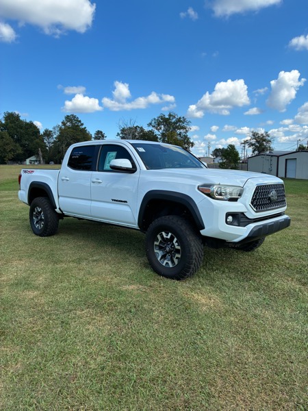 Toyota Tacoma SR5 Double Cab Long Bed V6 6AT 4WD 2018 Toyota Tacoma SR5 Double Cab Long Bed V6 6AT 4WD 2018