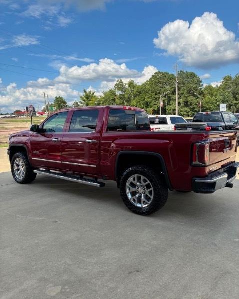 GMC Sierra 1500 4WD Crew Cab 143.5" SLT 2018