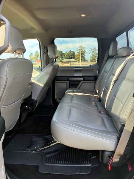 Ford F-150 4WD SuperCab 133" XLT 2017 Ford F-150 4WD SuperCab 133" XLT 2017
