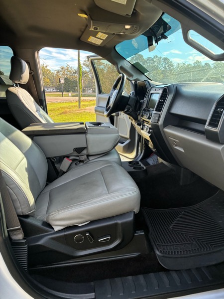 Ford F-150 4WD SuperCab 133" XLT 2017 Ford F-150 4WD SuperCab 133" XLT 2017