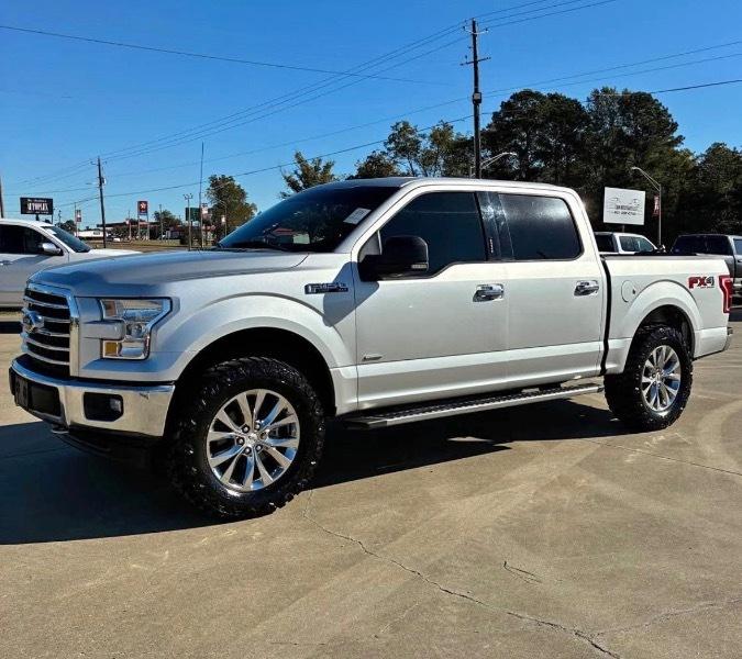 Ford F-150 4WD SuperCab 133" XLT 2017