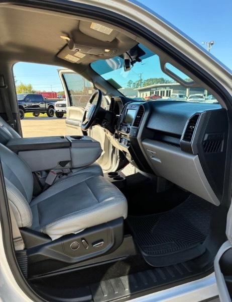 Ford F-150 4WD SuperCab 133" XLT 2017