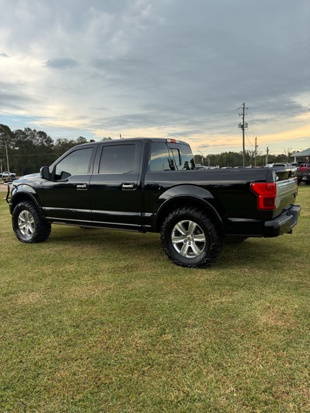 Ford F-150 XLT SuperCrew 5.5-ft. Bed 4WD 2018 Ford F-150 XLT SuperCrew 5.5-ft. Bed 4WD 2018