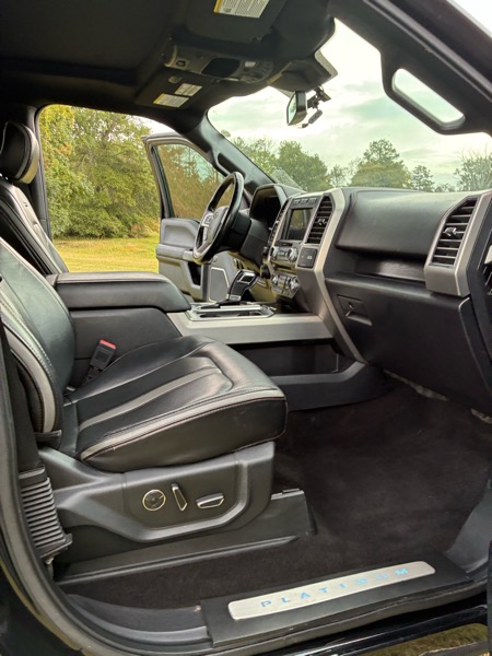 Ford F-150 XLT SuperCrew 5.5-ft. Bed 4WD 2018 Ford F-150 XLT SuperCrew 5.5-ft. Bed 4WD 2018