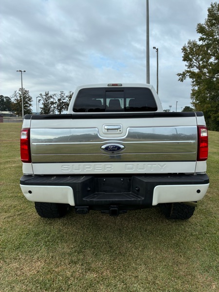 Ford F-250 SD XLT Crew Cab Long Bed 4WD 2016 Ford F-250 SD XLT Crew Cab Long Bed 4WD 2016