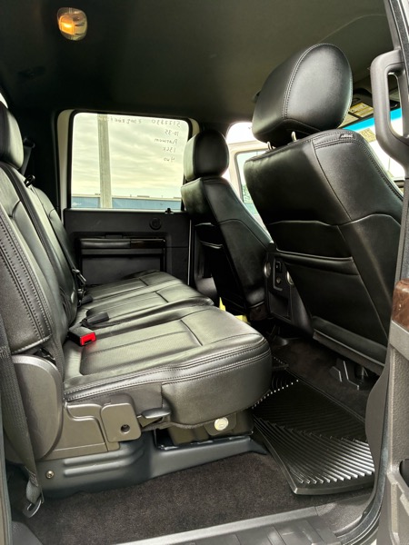 Ford F-250 SD XLT Crew Cab Long Bed 4WD 2016 Ford F-250 SD XLT Crew Cab Long Bed 4WD 2016