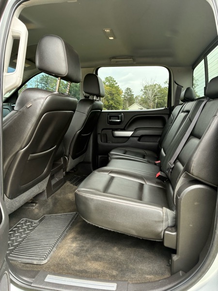 Chevrolet Silverado 2500HD LTZ Crew Cab Long Box 4WD 2015 Chevrolet Silverado 2500HD LTZ Crew Cab Long Box 4WD 2015