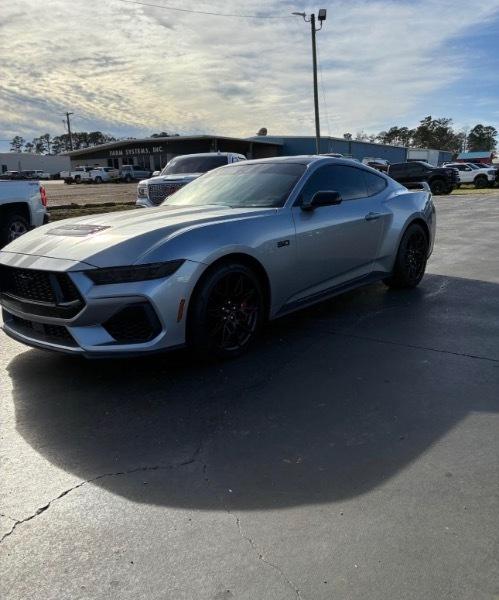 Ford Mustang GT Premium Coupe 2024