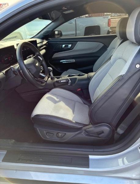 Ford Mustang GT Premium Coupe 2024