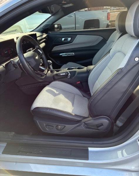 Ford Mustang GT Premium Coupe 2024