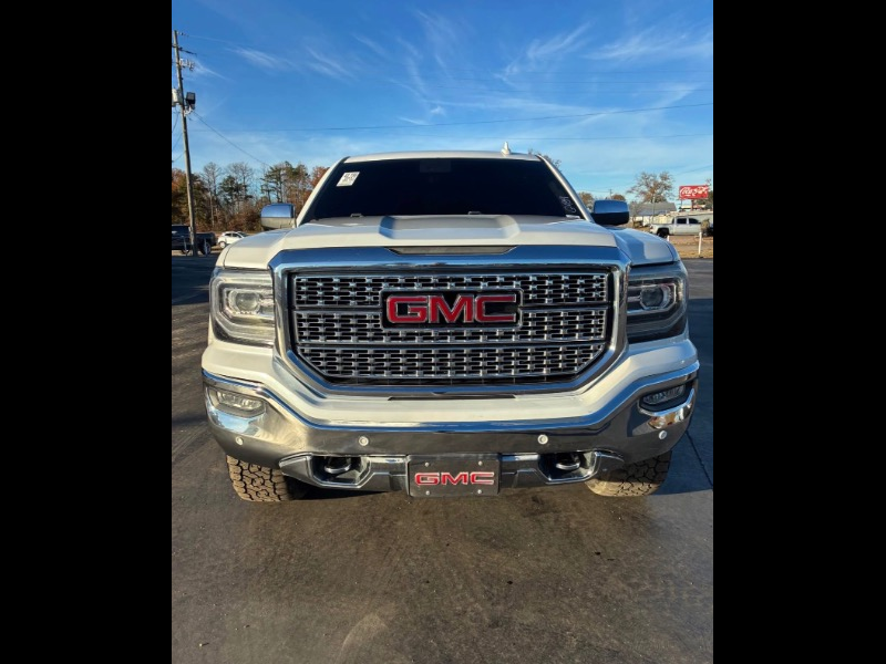 2017 GMC Sierra 1500 Denali Crew Cab Short Box 4WD