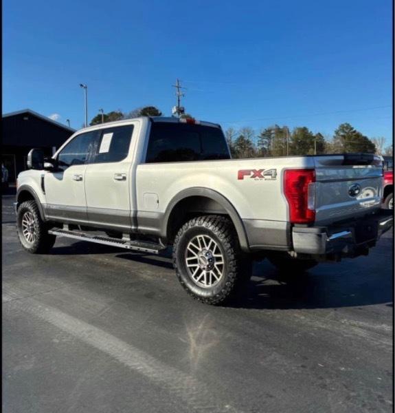Ford F-250 SD King Ranch Crew Cab 4WD 2017
