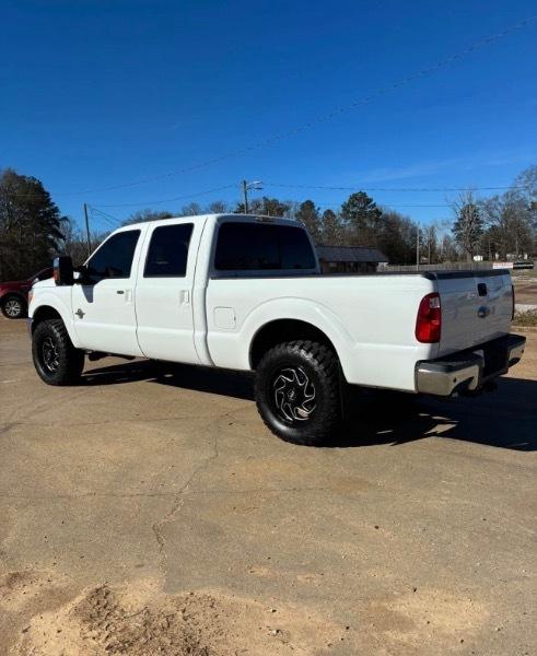 Ford F-250 SD XLT Crew Cab Long Bed 4WD 2015
