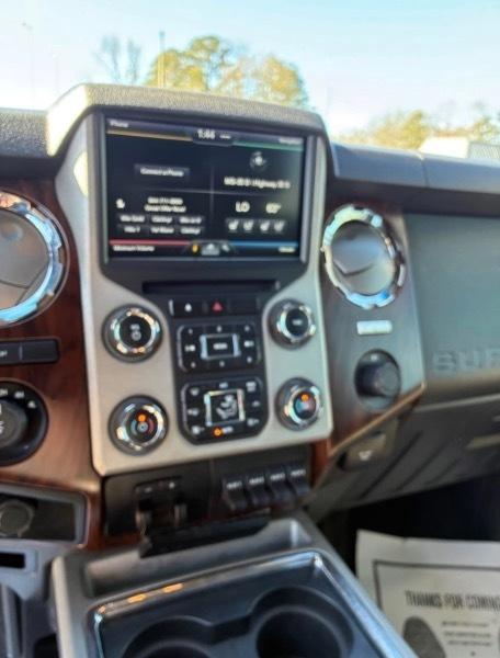 Ford F-250 SD XLT Crew Cab Long Bed 4WD 2015