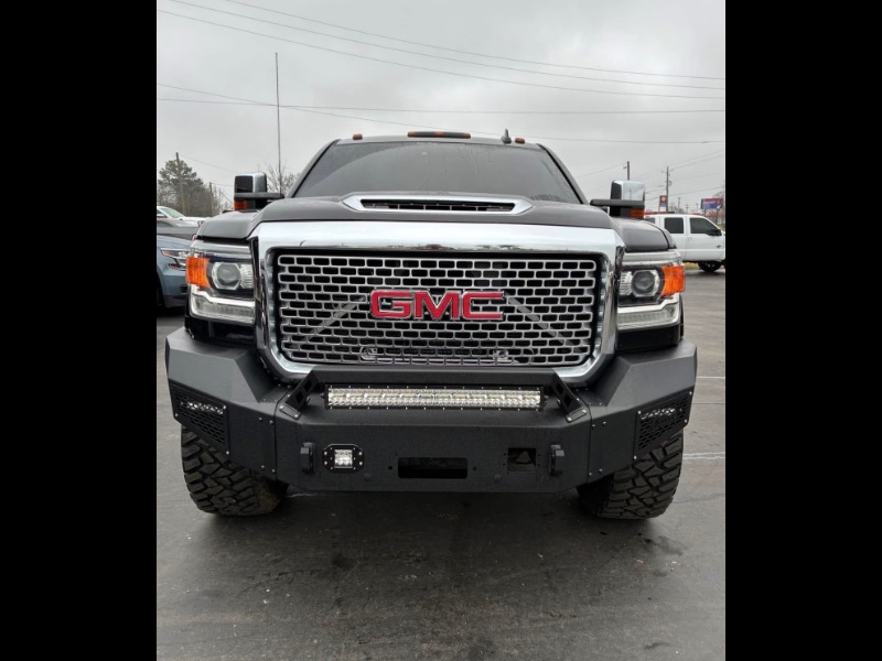 2017 GMC Sierra 2500HD Denali Crew Cab 4WD