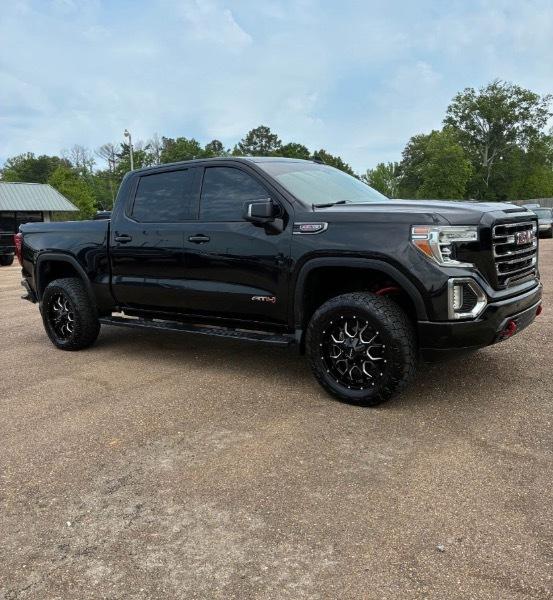 GMC Sierra 1500 AT4 Crew Cab Long Box 4WD 2019